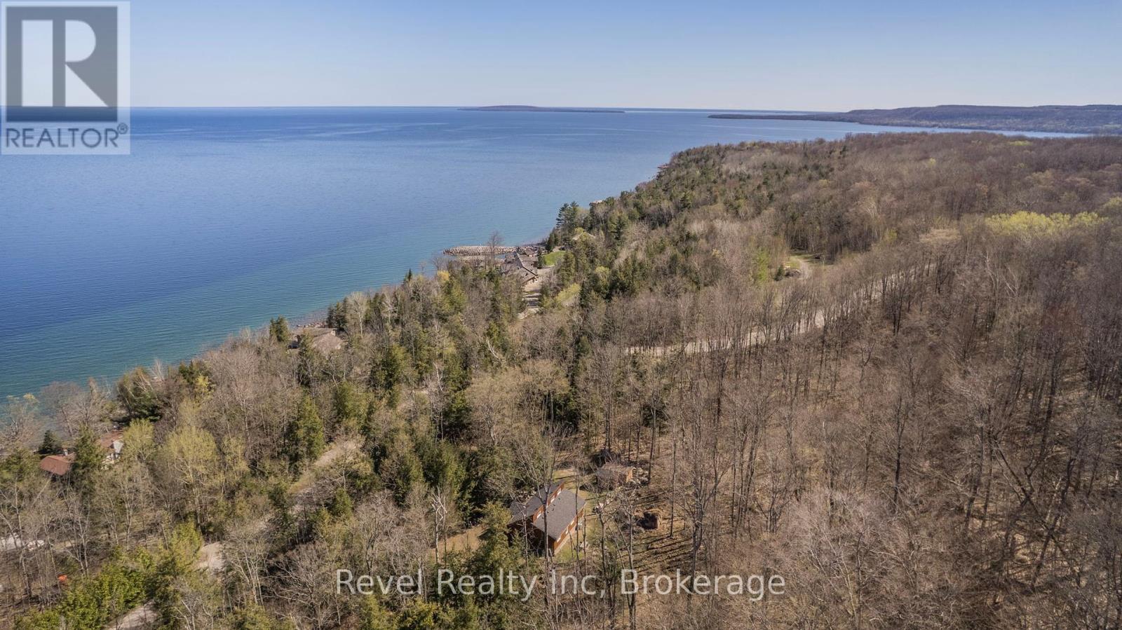 












197 NORTH SHORE DRIVE

,
Tiny,




Ontario
L9M0T8

