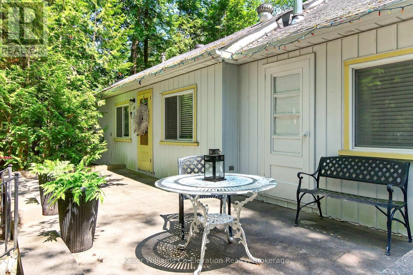












19 EVANS DRIVE

,
Tiny,




Ontario
L0L2J0

