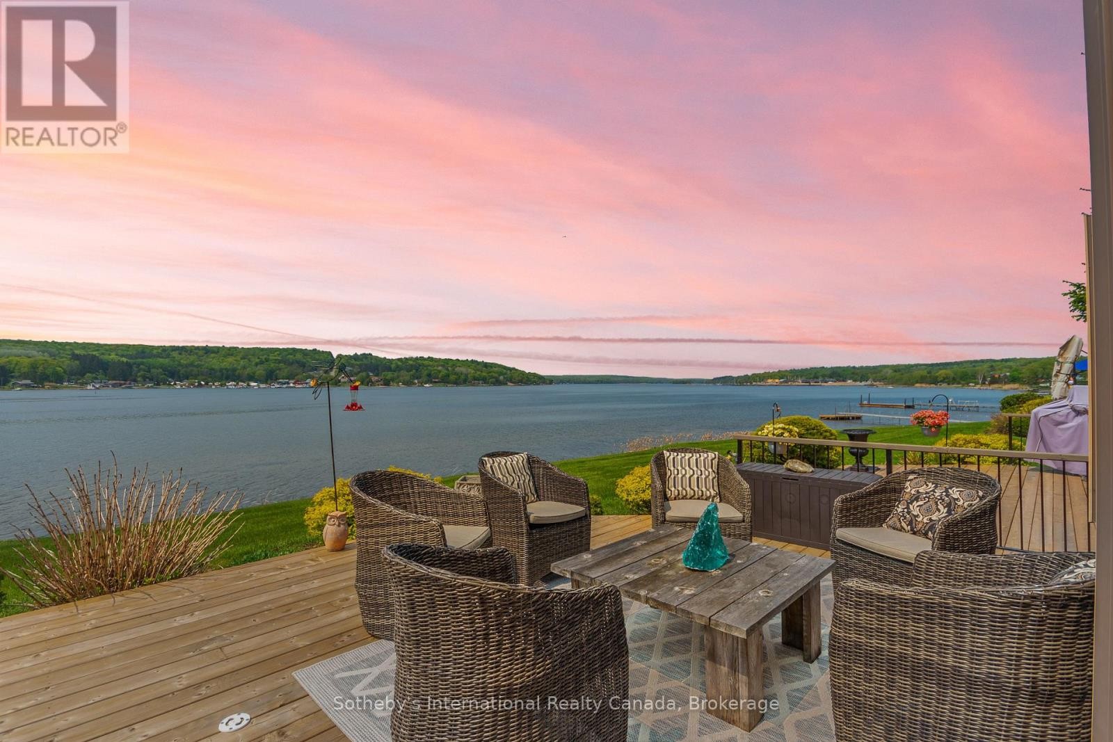 












10 - 8 BECK BOULEVARD

,
Penetanguishene,




Ontario
L9M1C3

