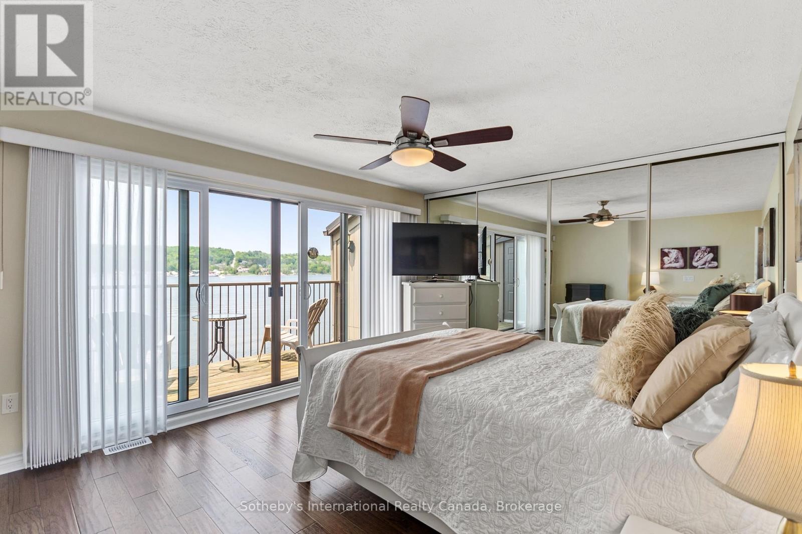 












10 - 8 BECK BOULEVARD

,
Penetanguishene,




Ontario
L9M1C3

