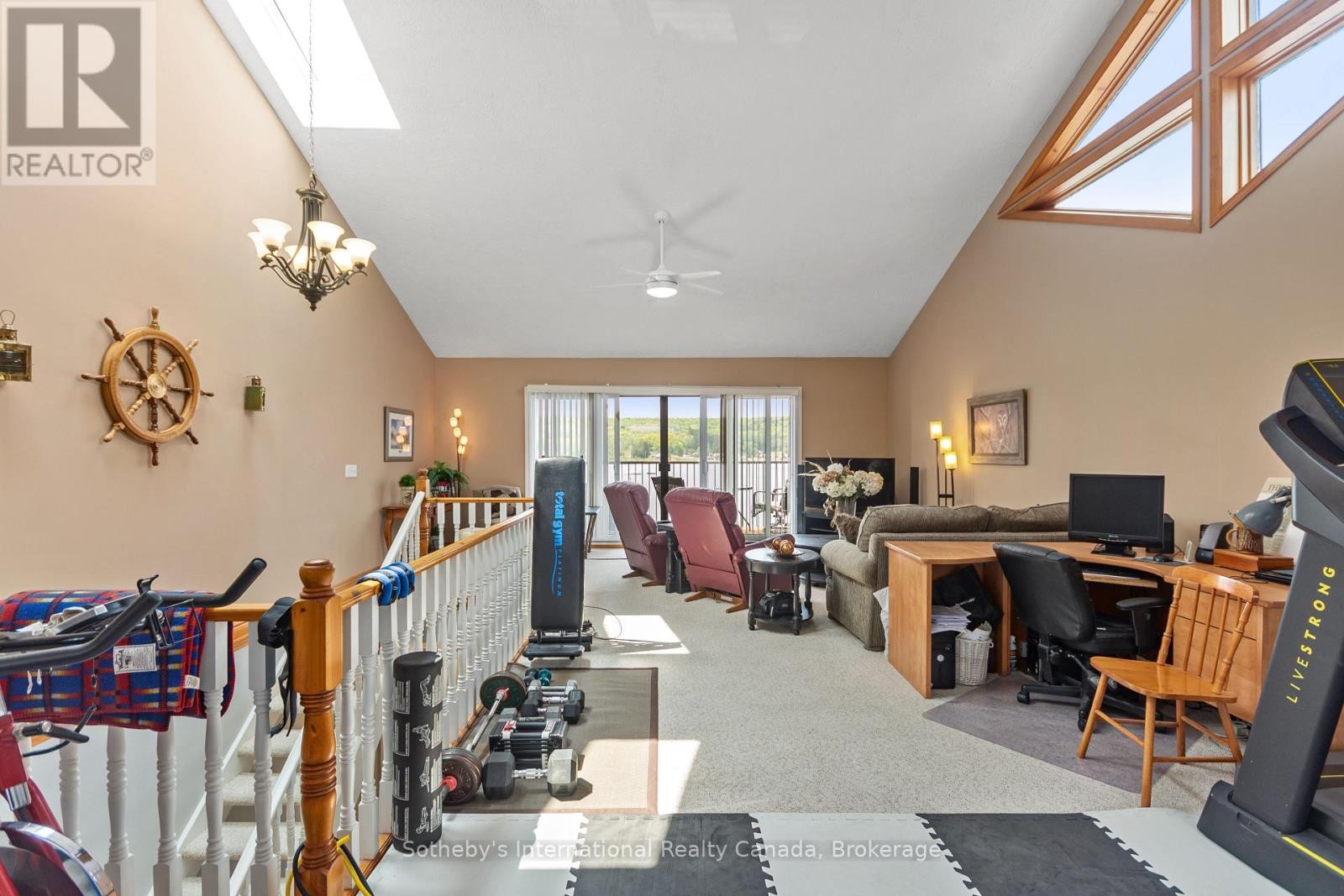 












10 - 8 BECK BOULEVARD

,
Penetanguishene,




Ontario
L9M1C3

