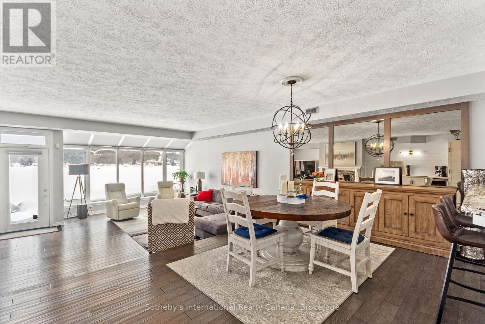 












10 - 8 BECK BOULEVARD

,
Penetanguishene,




Ontario
L9M1C3

