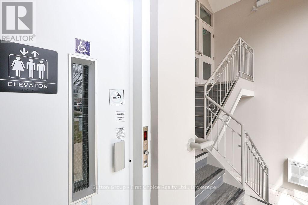 












101 - 100 GORDON STREET

,
Stratford,




Ontario
N5A7T8

