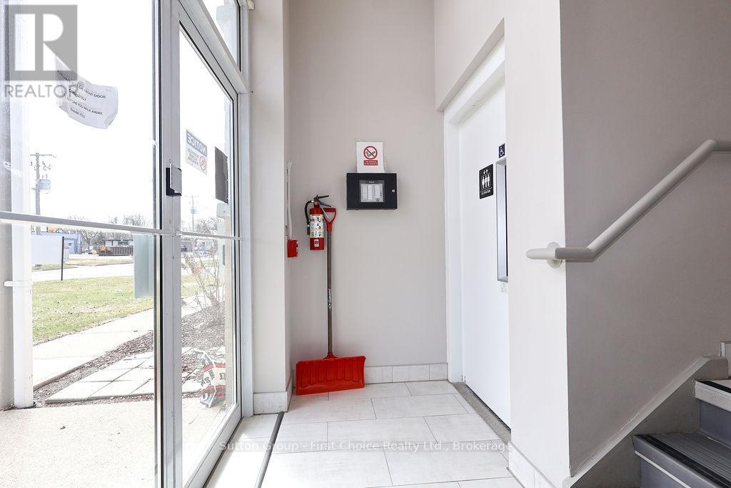 












101 - 100 GORDON STREET

,
Stratford,




Ontario
N5A7T8

