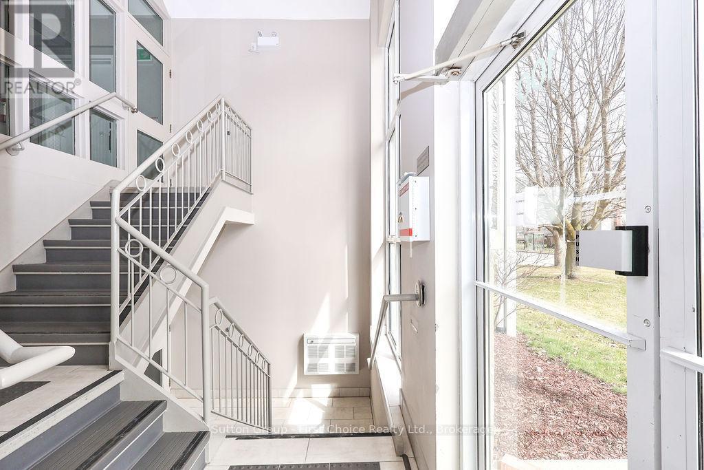 












101 - 100 GORDON STREET

,
Stratford,




Ontario
N5A7T8

