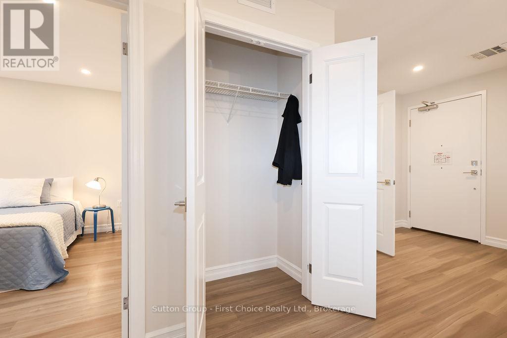 












101 - 100 GORDON STREET

,
Stratford,




Ontario
N5A7T8

