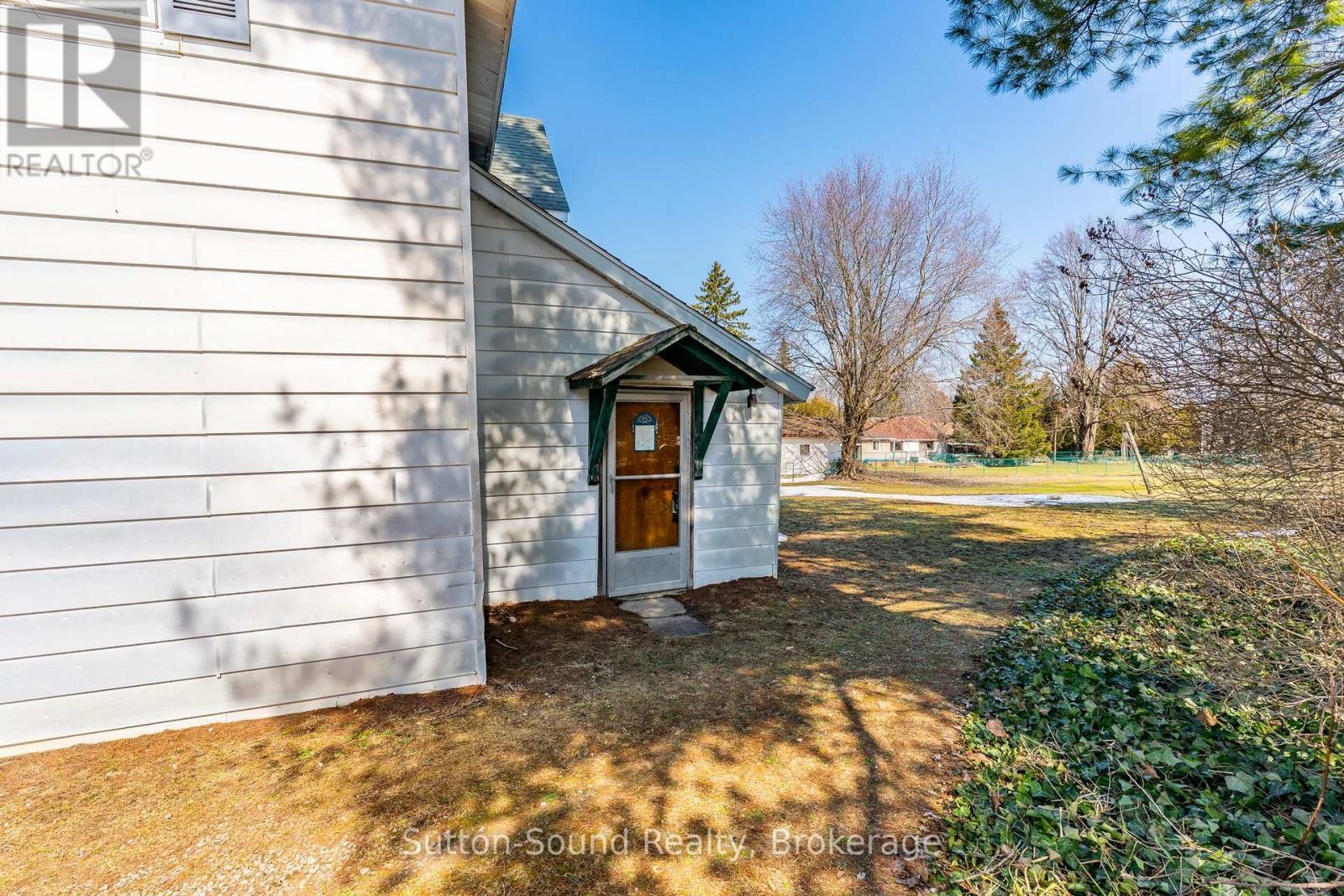 












443 AND 445 TAYLOR STREET

,
South Bruce Peninsula,




Ontario
N0H2T0

