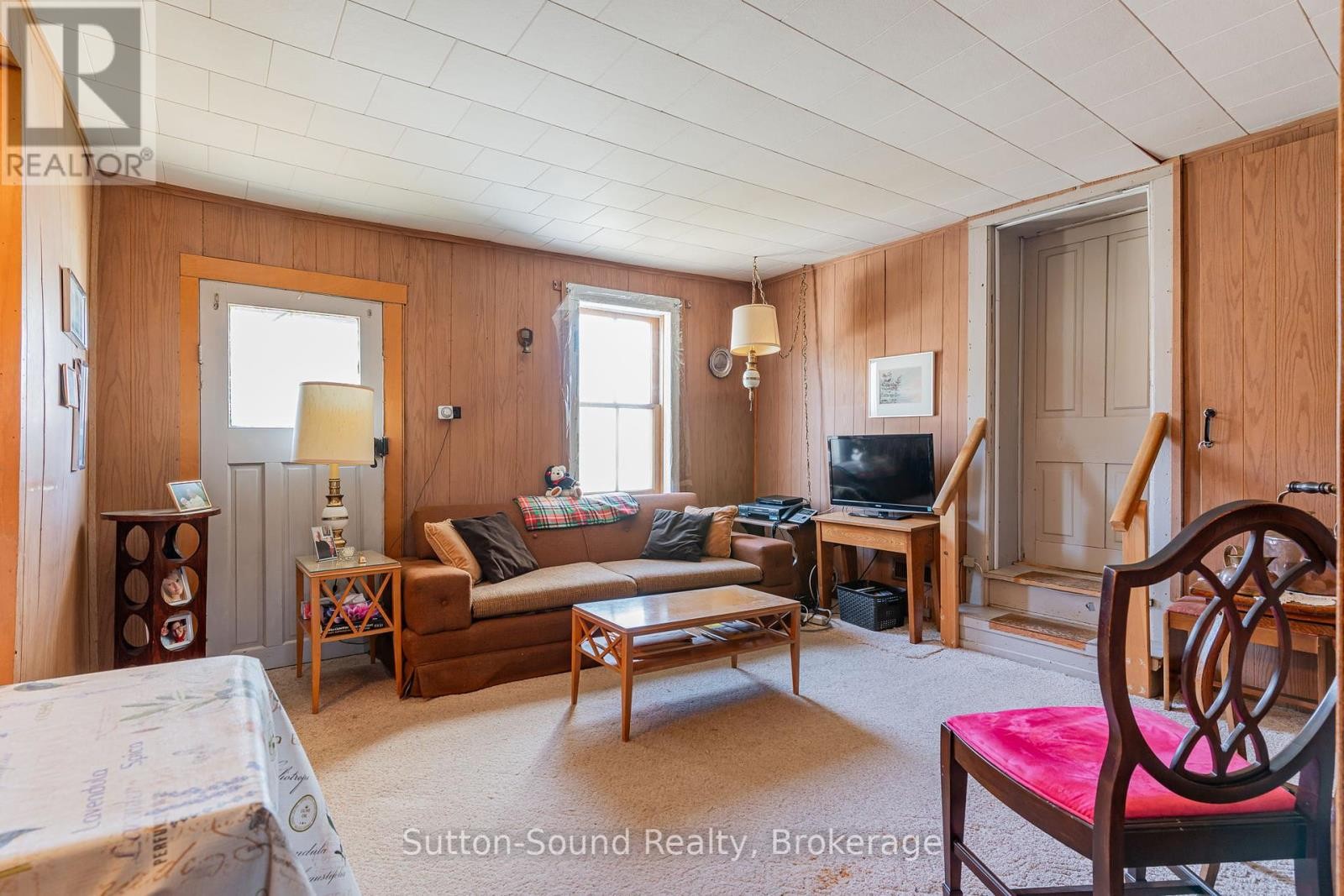 












443 AND 445 TAYLOR STREET

,
South Bruce Peninsula,




Ontario
N0H2T0

