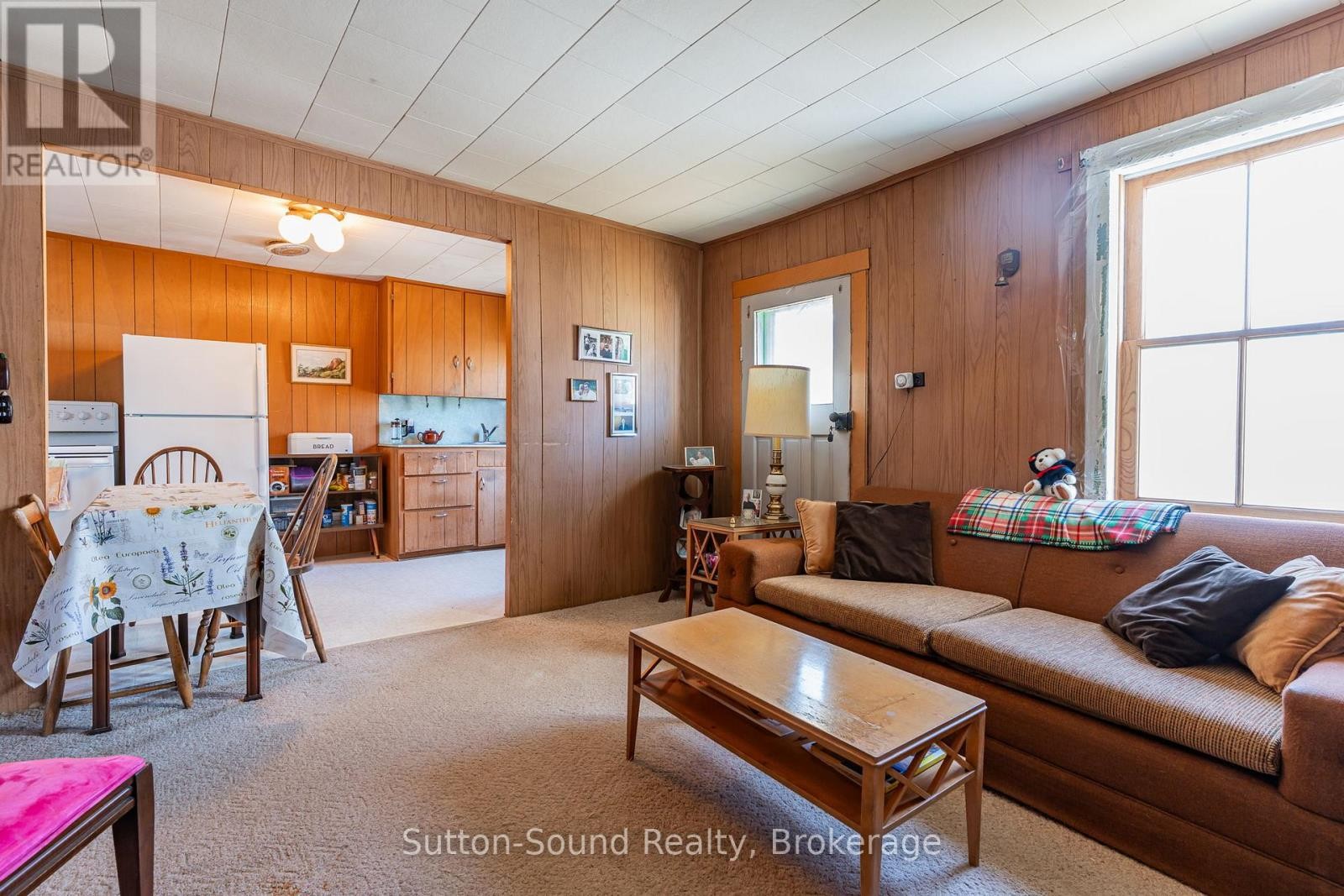 












443 AND 445 TAYLOR STREET

,
South Bruce Peninsula,




Ontario
N0H2T0

