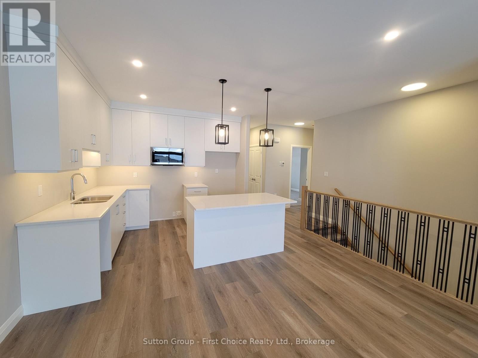 












119 ROWE AVENUE

,
South Huron (Exeter),




Ontario
N0M1S1

