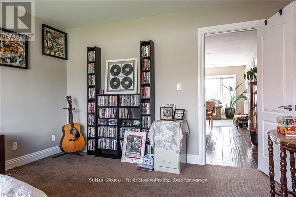 












152 ST PATRICK STREET

,
Stratford,




Ontario
N5A1A9

