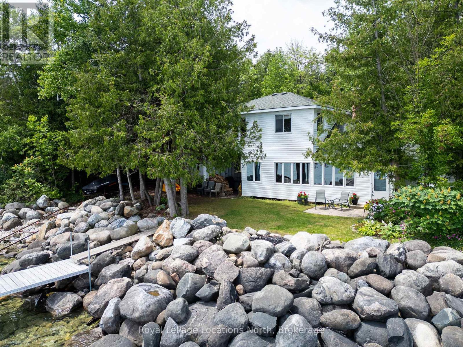 












313 CEDAR AVE

,
Meaford,




Ontario
N4L1W5

