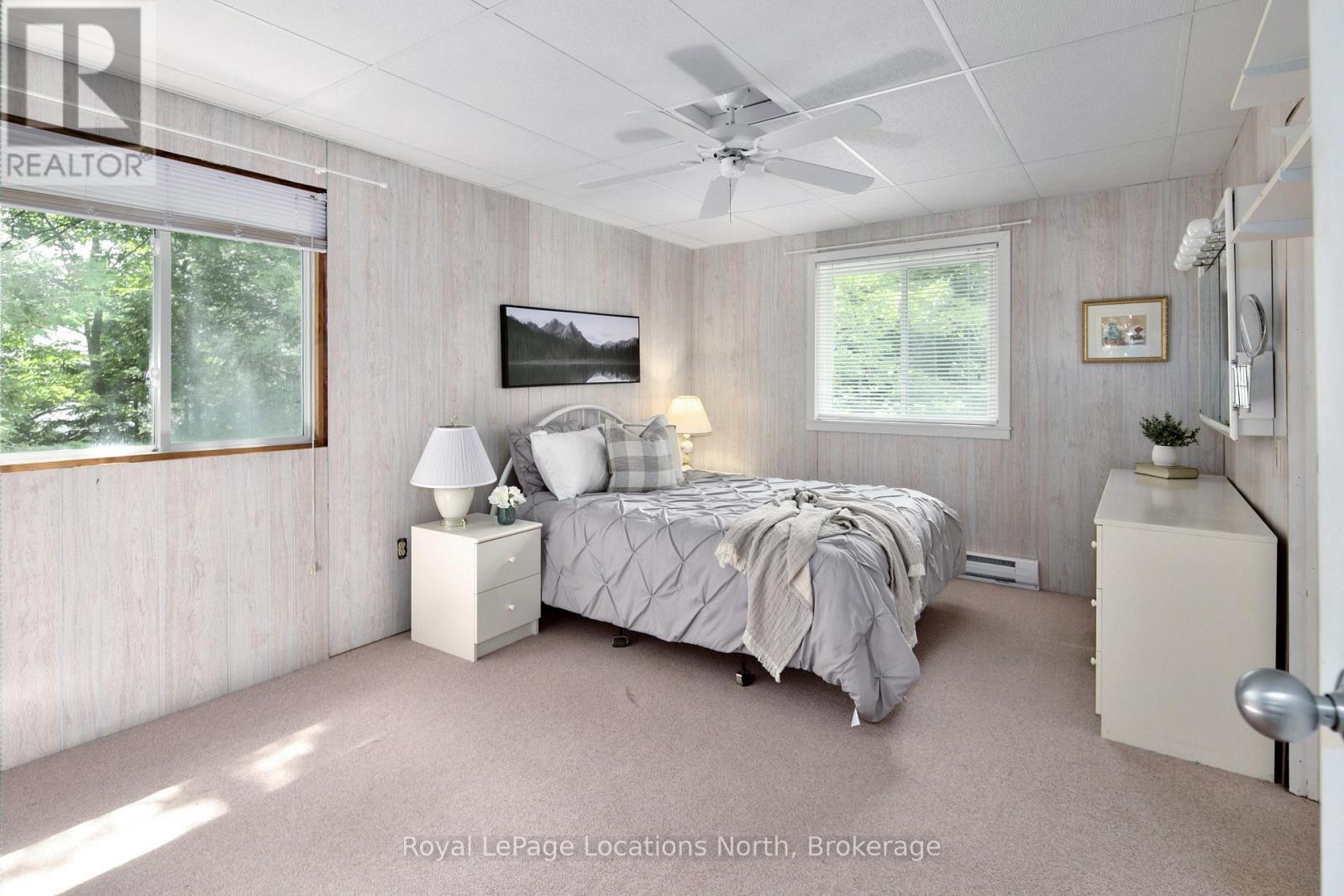 












313 CEDAR AVE

,
Meaford,




Ontario
N4L1W5

