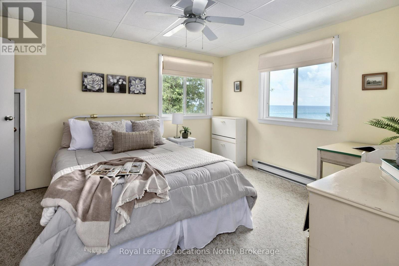 












313 CEDAR AVE

,
Meaford,




Ontario
N4L1W5

