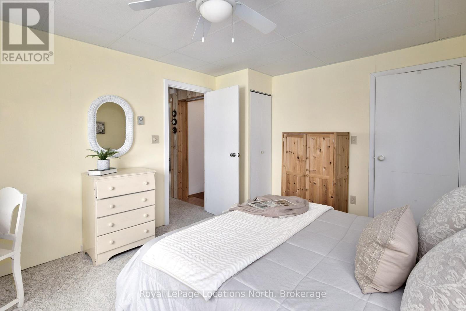 












313 CEDAR AVE

,
Meaford,




Ontario
N4L1W5


