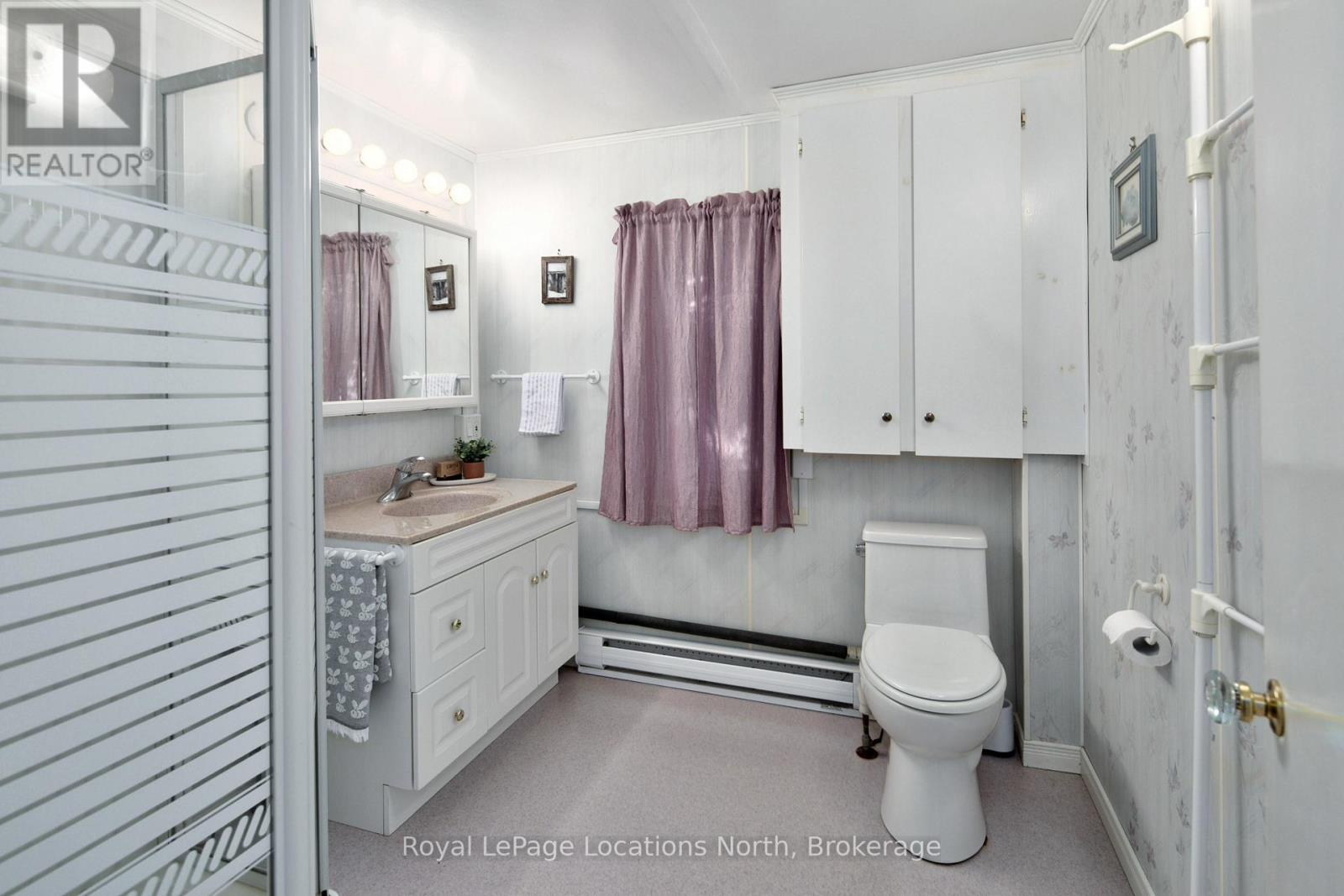 












313 CEDAR AVE

,
Meaford,




Ontario
N4L1W5

