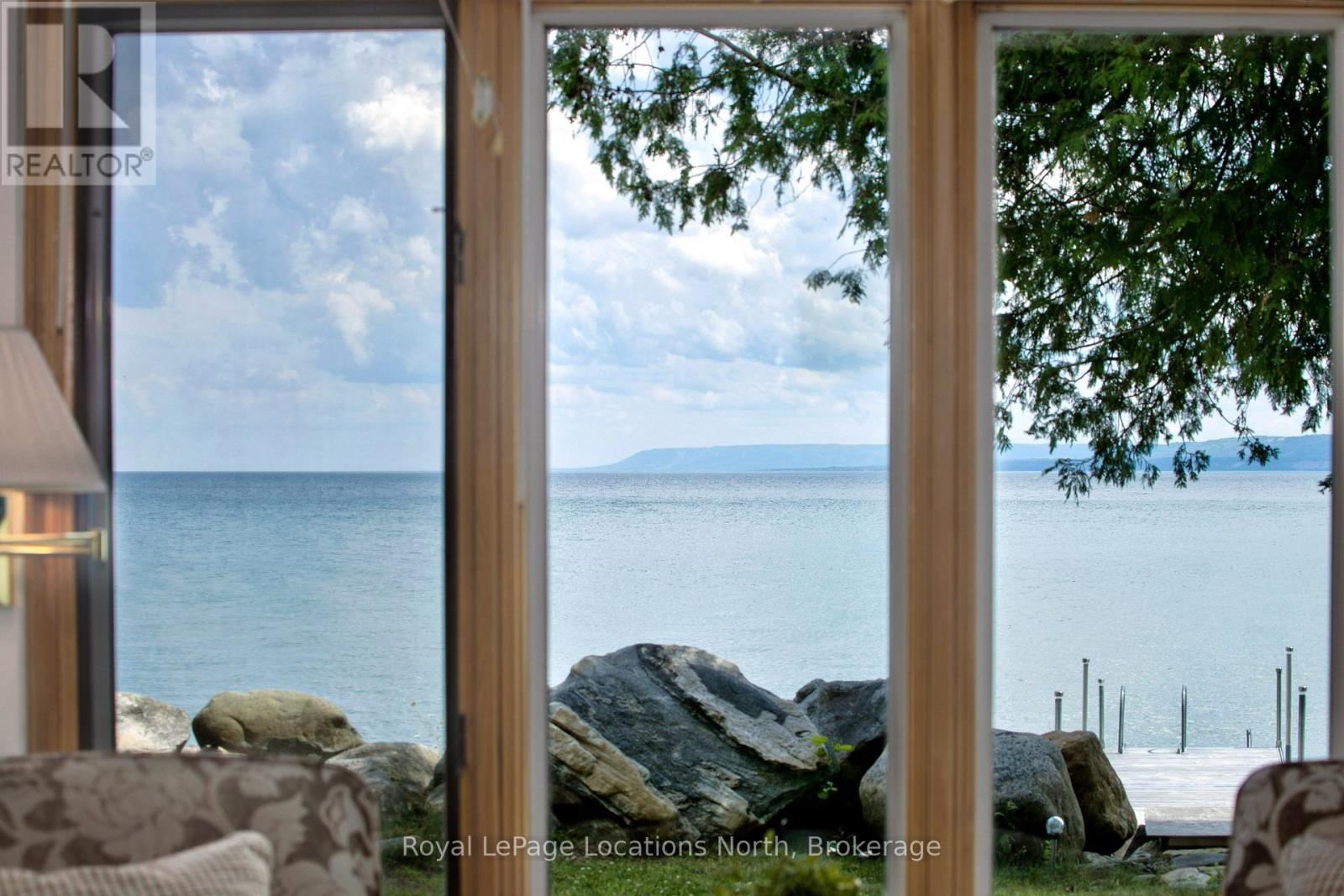 












313 CEDAR AVE

,
Meaford,




Ontario
N4L1W5

