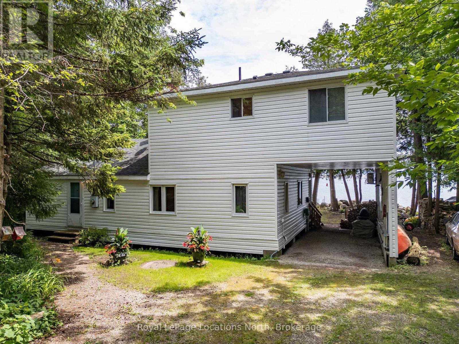 












313 CEDAR AVE

,
Meaford,




Ontario
N4L1W5

