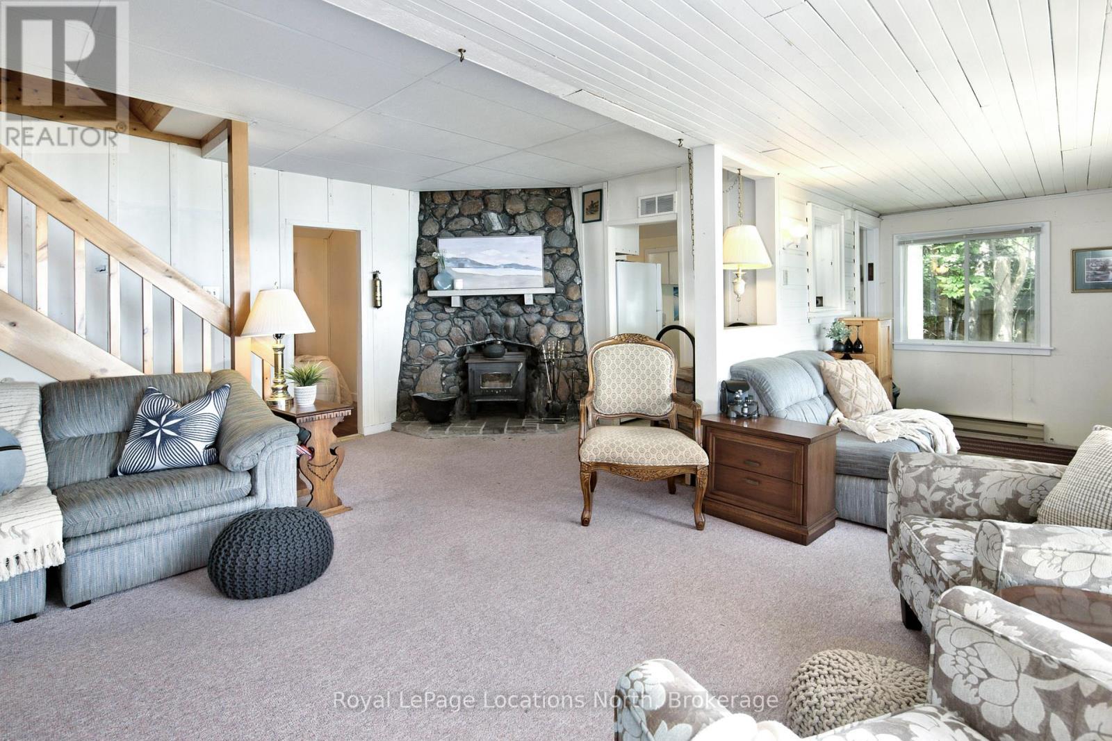 












313 CEDAR AVE

,
Meaford,




Ontario
N4L1W5

