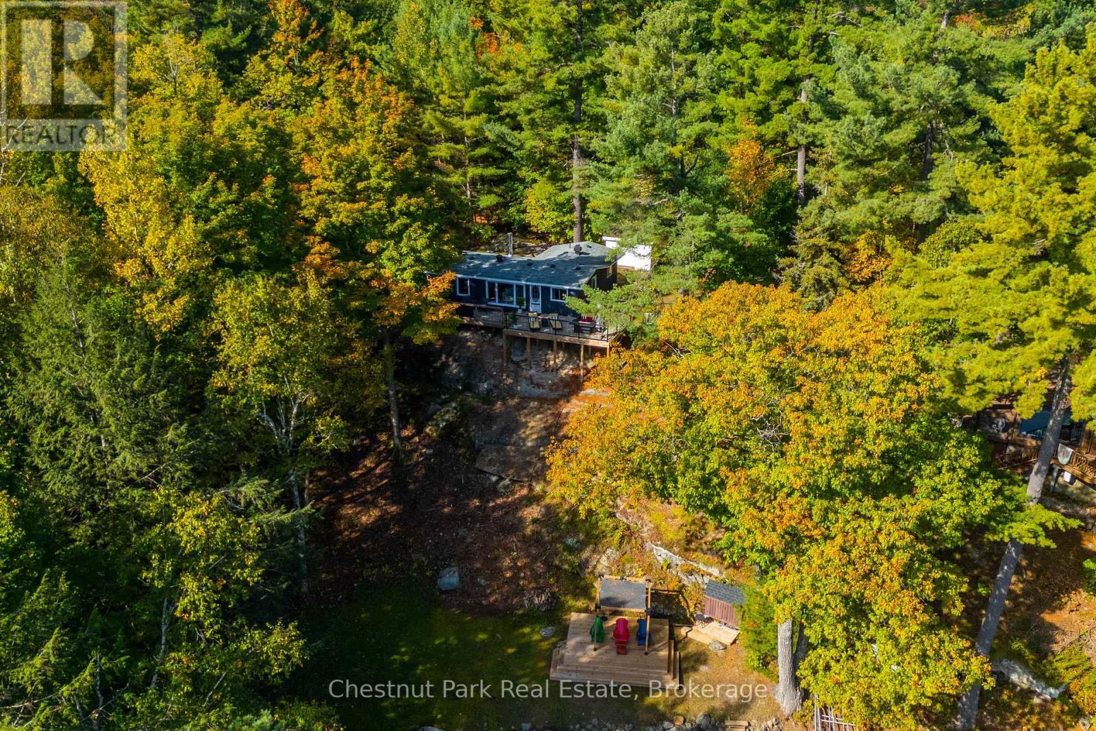 












1025 SCOUT TRAIL

,
Muskoka Lakes,




Ontario
P0B1J0

