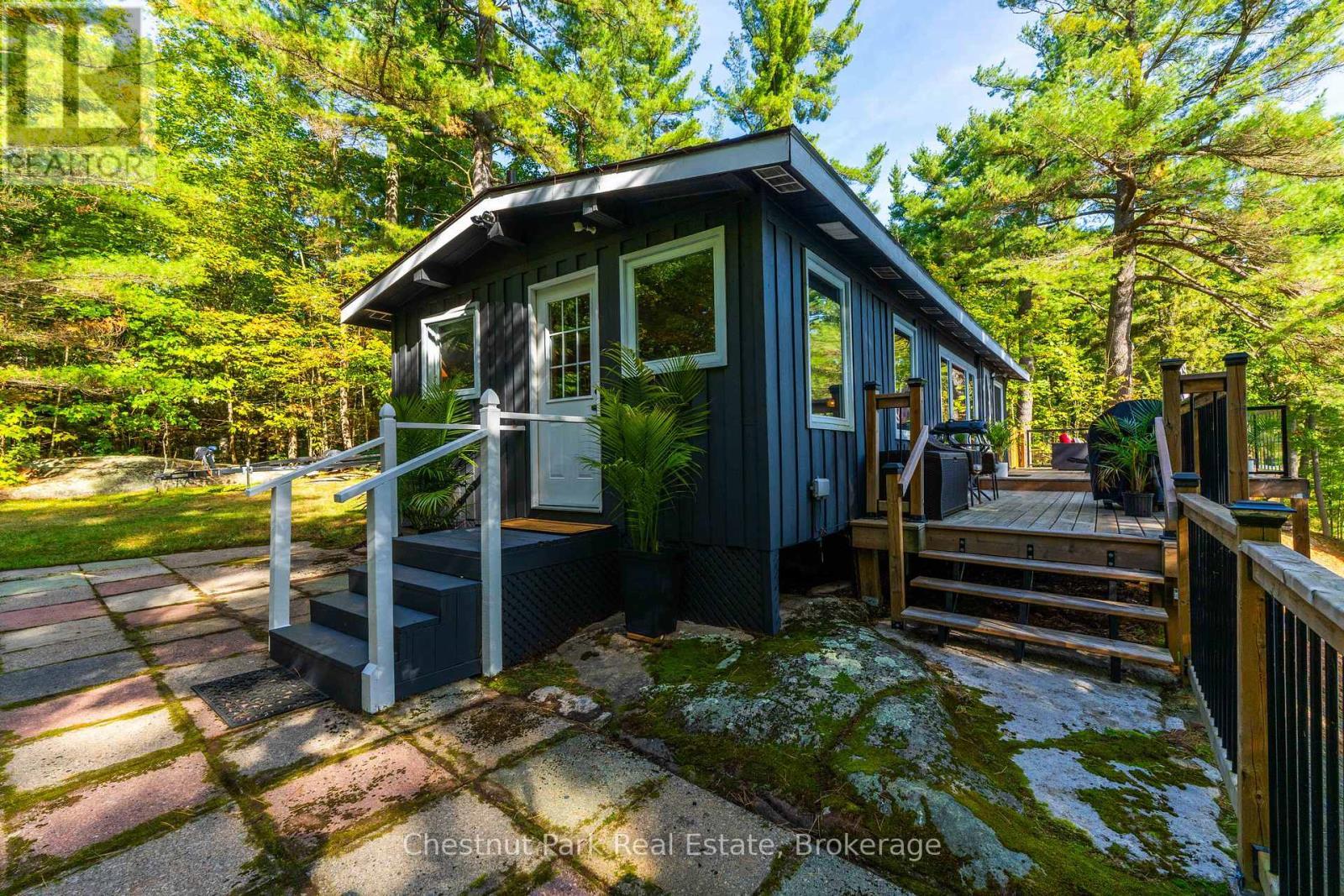 












1025 SCOUT TRAIL

,
Muskoka Lakes,




Ontario
P0B1J0

