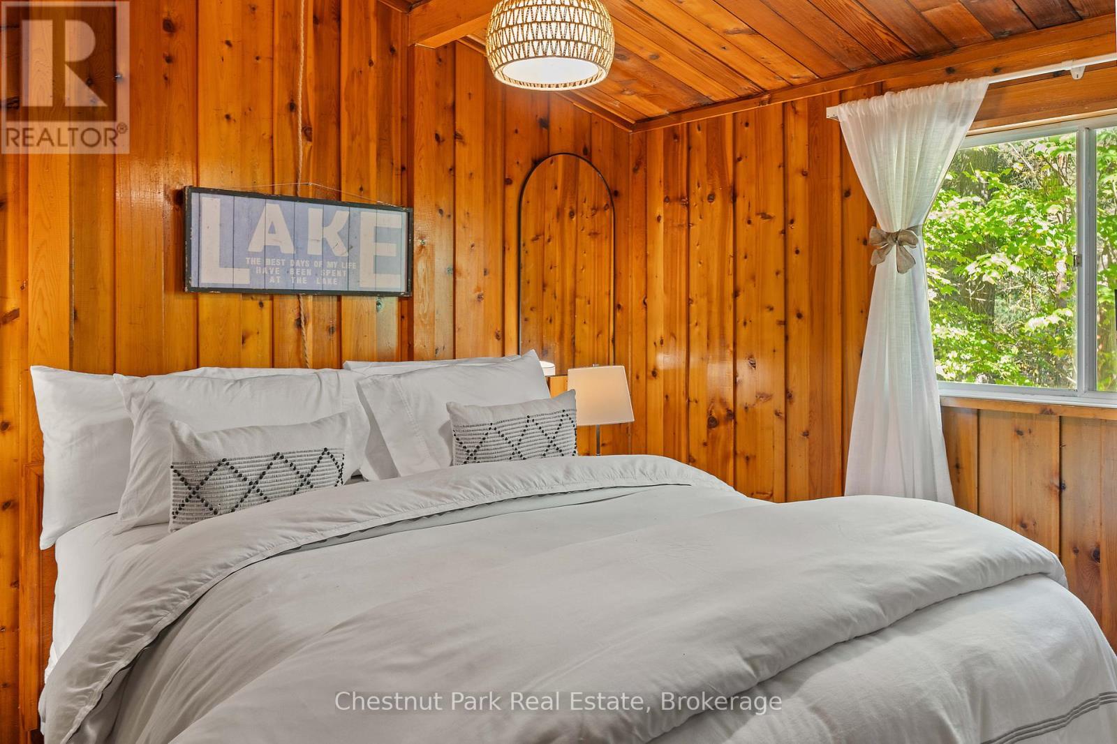 












1025 SCOUT TRAIL

,
Muskoka Lakes,




Ontario
P0B1J0

