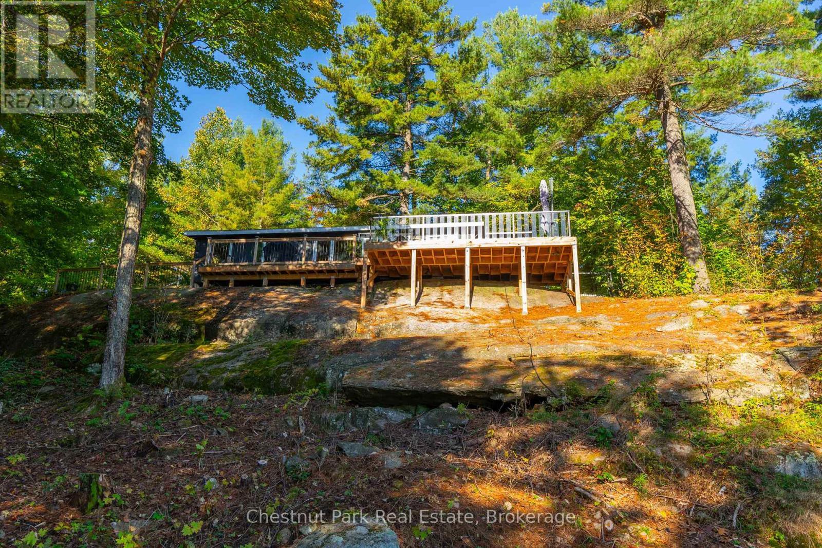 












1025 SCOUT TRAIL

,
Muskoka Lakes,




Ontario
P0B1J0

