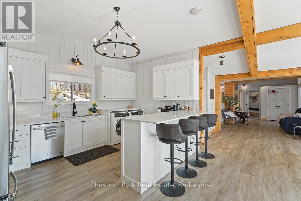 












1384 FISH HATCHERY ROAD

,
Muskoka Lakes (Watt),




Ontario
P0B1M0

