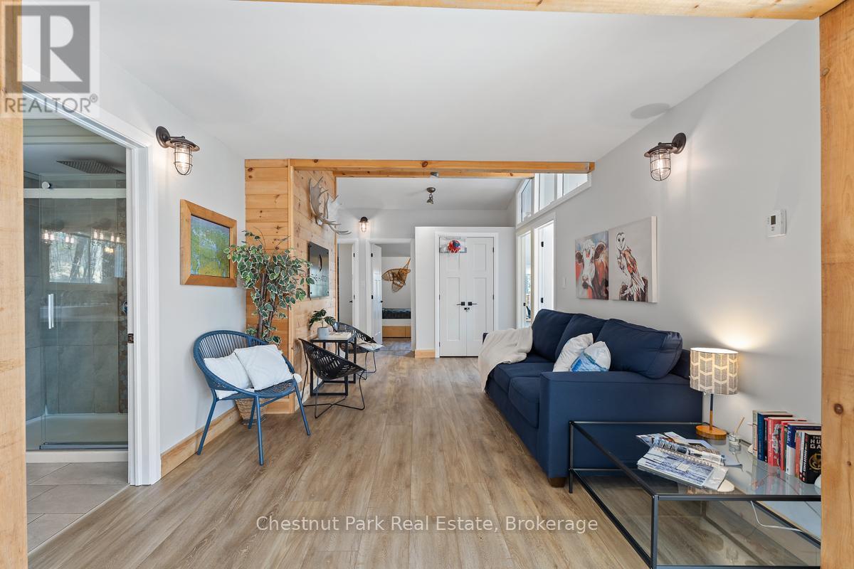 












1384 FISH HATCHERY ROAD

,
Muskoka Lakes (Watt),




Ontario
P0B1M0

