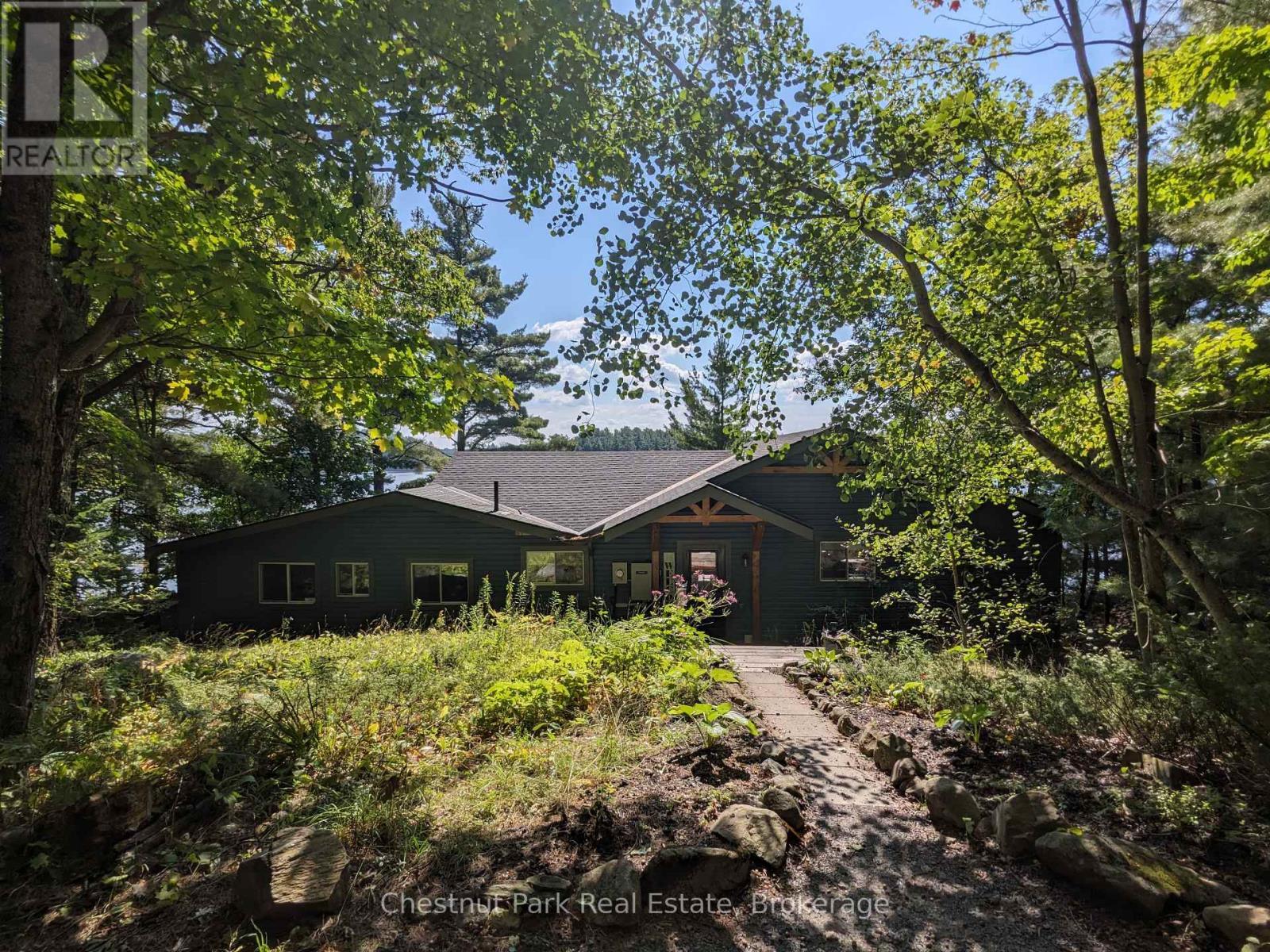 












1384 FISH HATCHERY ROAD

,
Muskoka Lakes (Watt),




Ontario
P0B1M0

