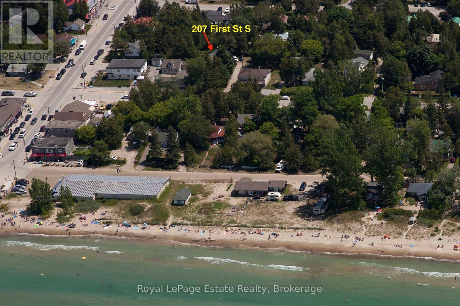 












207 FIRST STREET S

,
South Bruce Peninsula,




Ontario
N0H2G0

