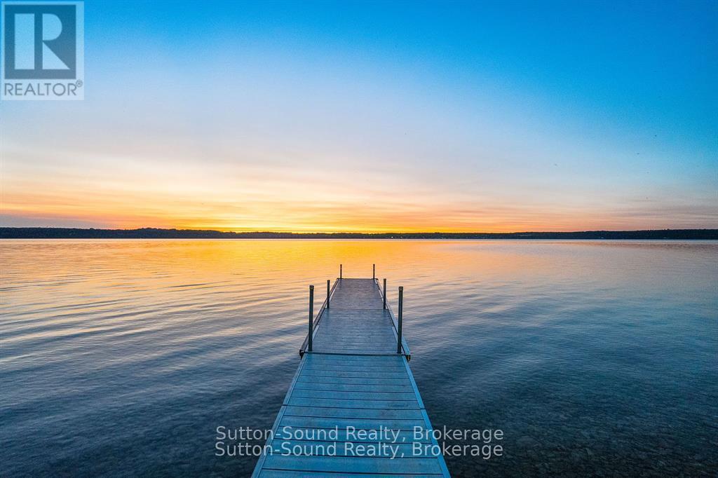 












146 SUNSET BOULEVARD

,
Georgian Bluffs,




Ontario
N0H2T0

