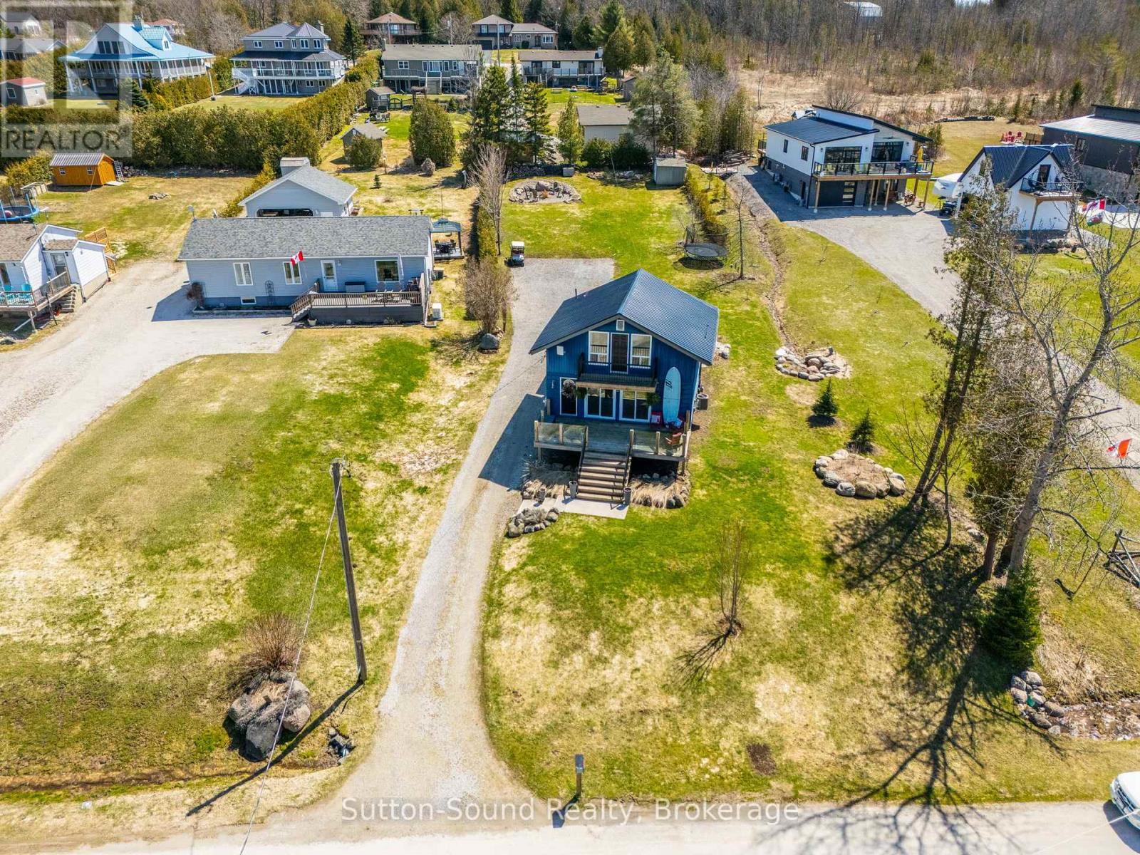 












146 SUNSET BOULEVARD

,
Georgian Bluffs,




Ontario
N0H2T0

