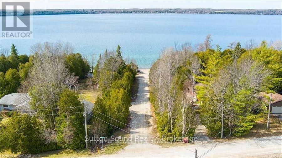 












146 SUNSET BOULEVARD

,
Georgian Bluffs,




Ontario
N0H2T0

