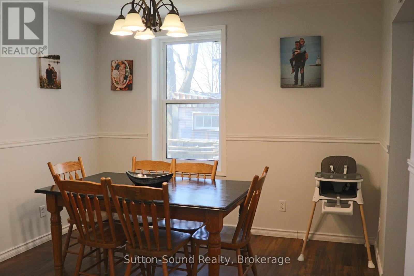 












31 YONGE STREET S

,
Arran-Elderslie,




Ontario
N0H2N0

