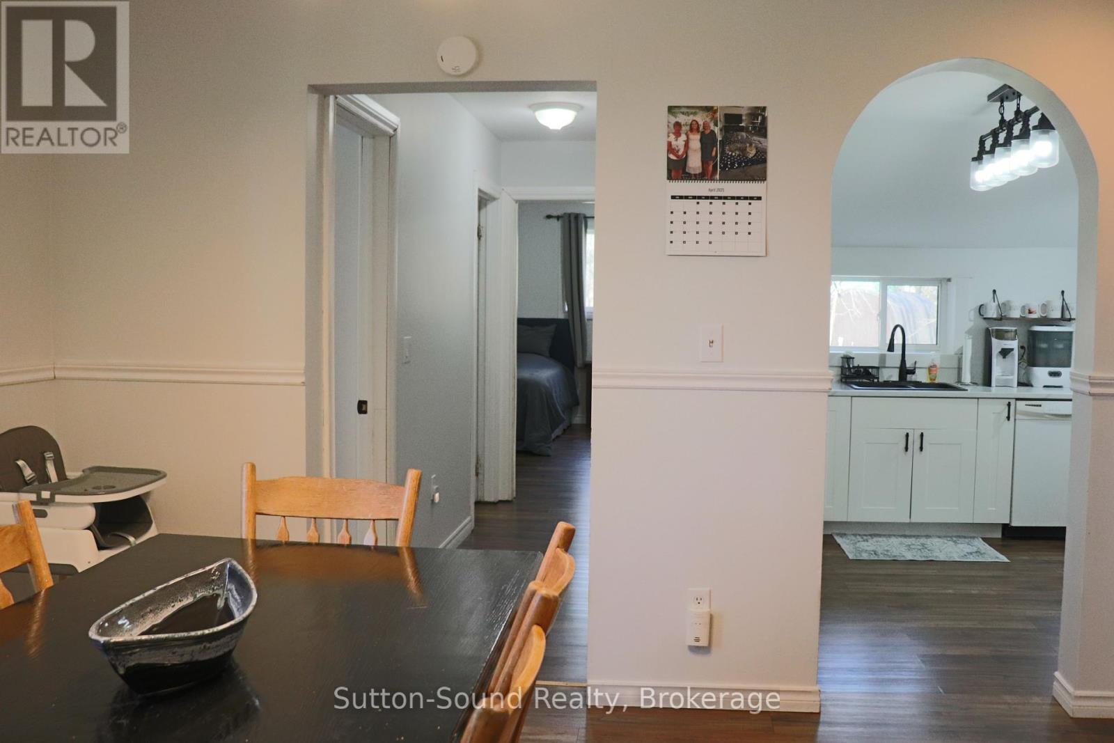 












31 YONGE STREET S

,
Arran-Elderslie,




Ontario
N0H2N0

