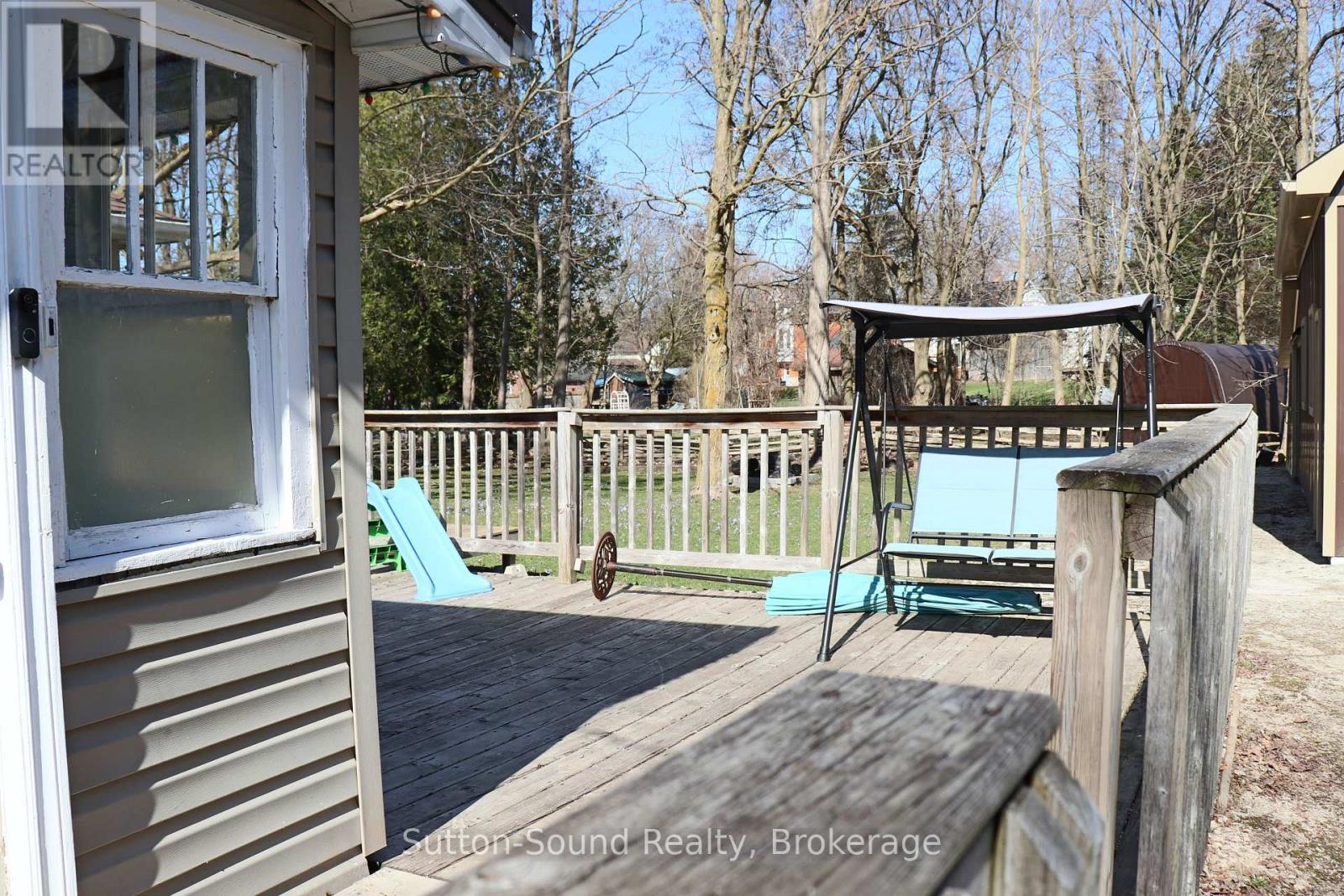 












31 YONGE STREET S

,
Arran-Elderslie,




Ontario
N0H2N0

