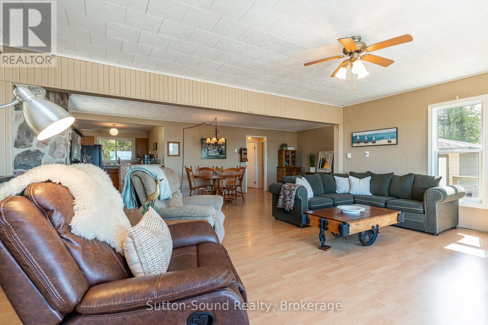 












1292 SUNSET DRIVE

,
South Bruce Peninsula,




Ontario
N0H2T0

