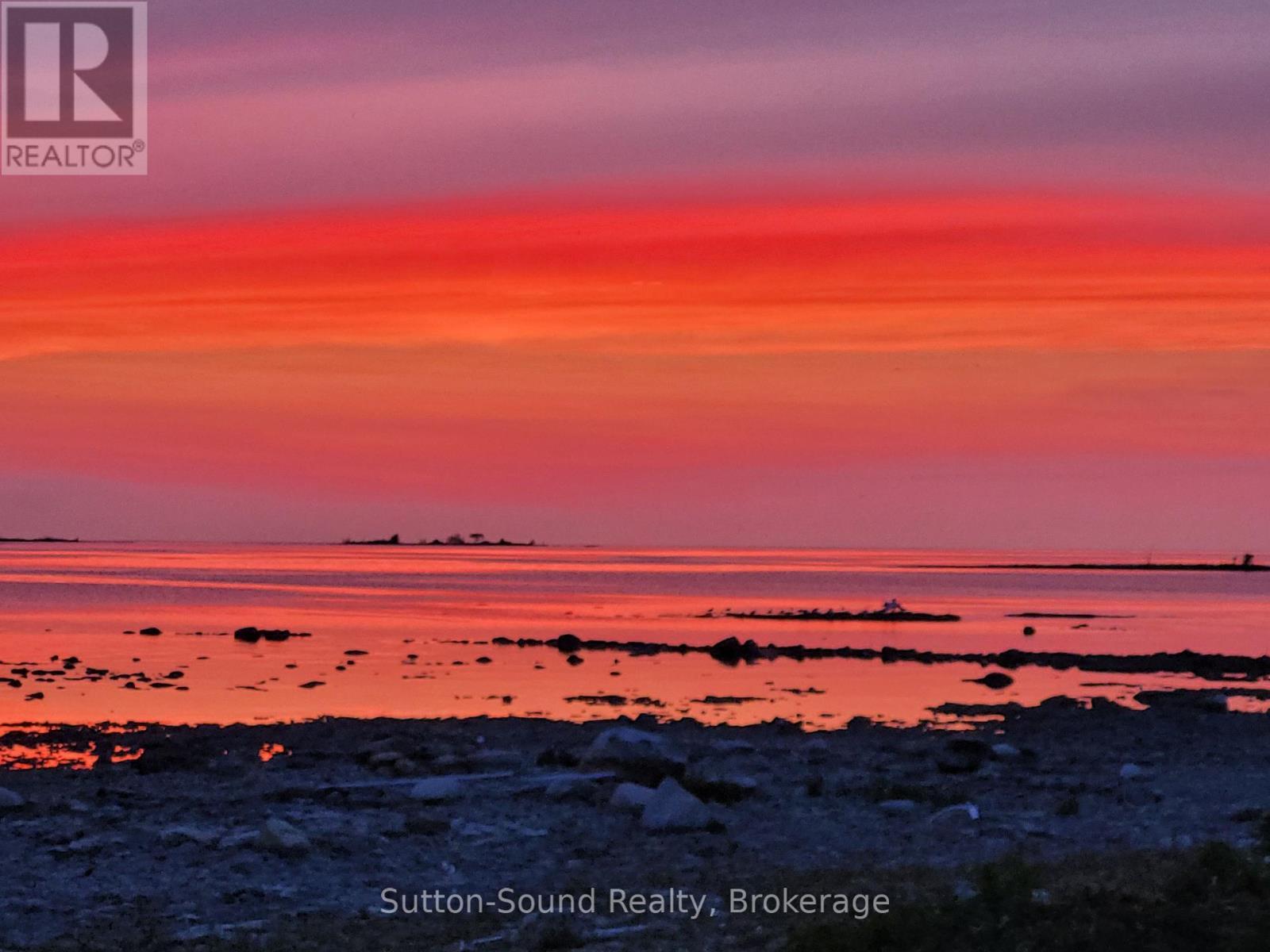 












1292 SUNSET DRIVE

,
South Bruce Peninsula,




Ontario
N0H2T0

