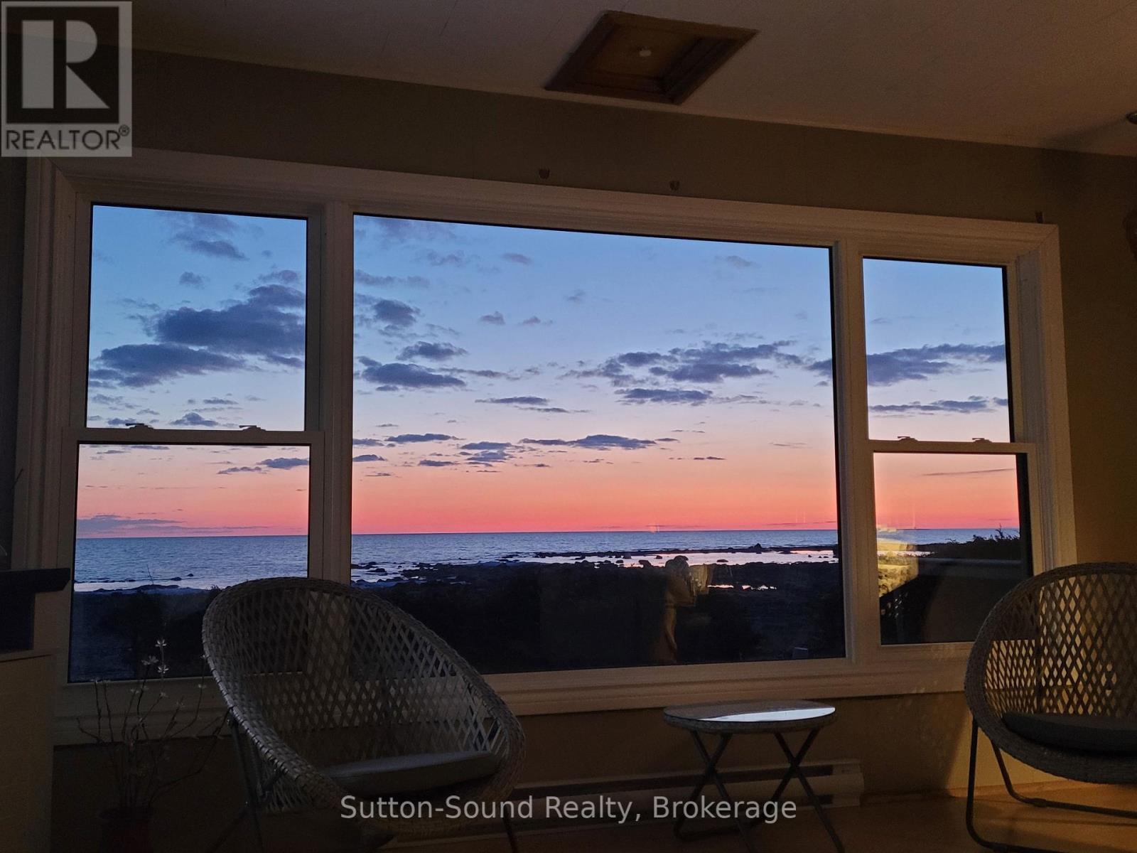 












1292 SUNSET DRIVE

,
South Bruce Peninsula,




Ontario
N0H2T0

