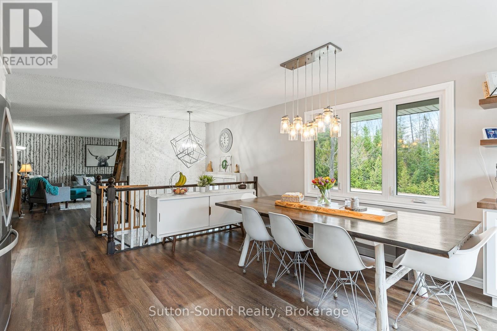 












403 SIMCOE AVENUE

,
South Bruce Peninsula,




Ontario
N0H2G0

