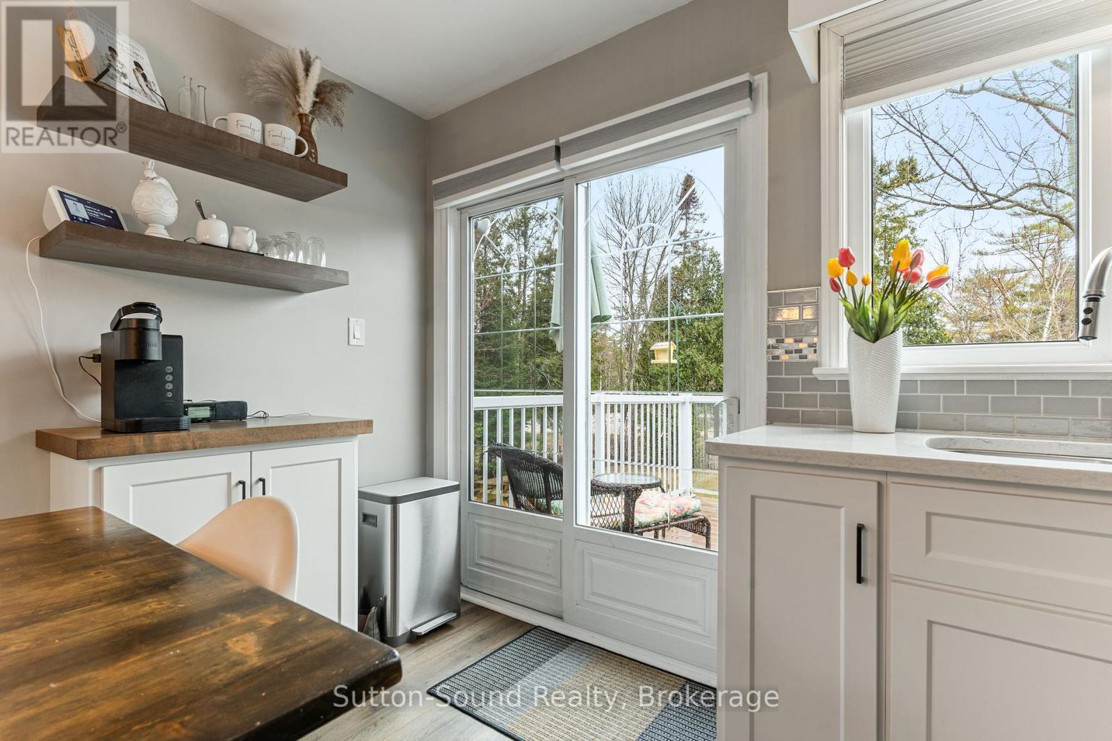 












403 SIMCOE AVENUE

,
South Bruce Peninsula,




Ontario
N0H2G0

