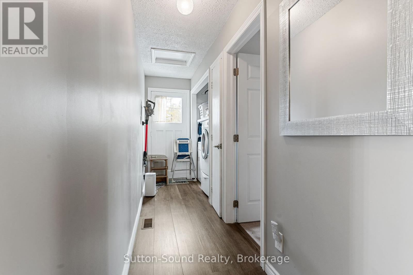 












403 SIMCOE AVENUE

,
South Bruce Peninsula,




Ontario
N0H2G0

