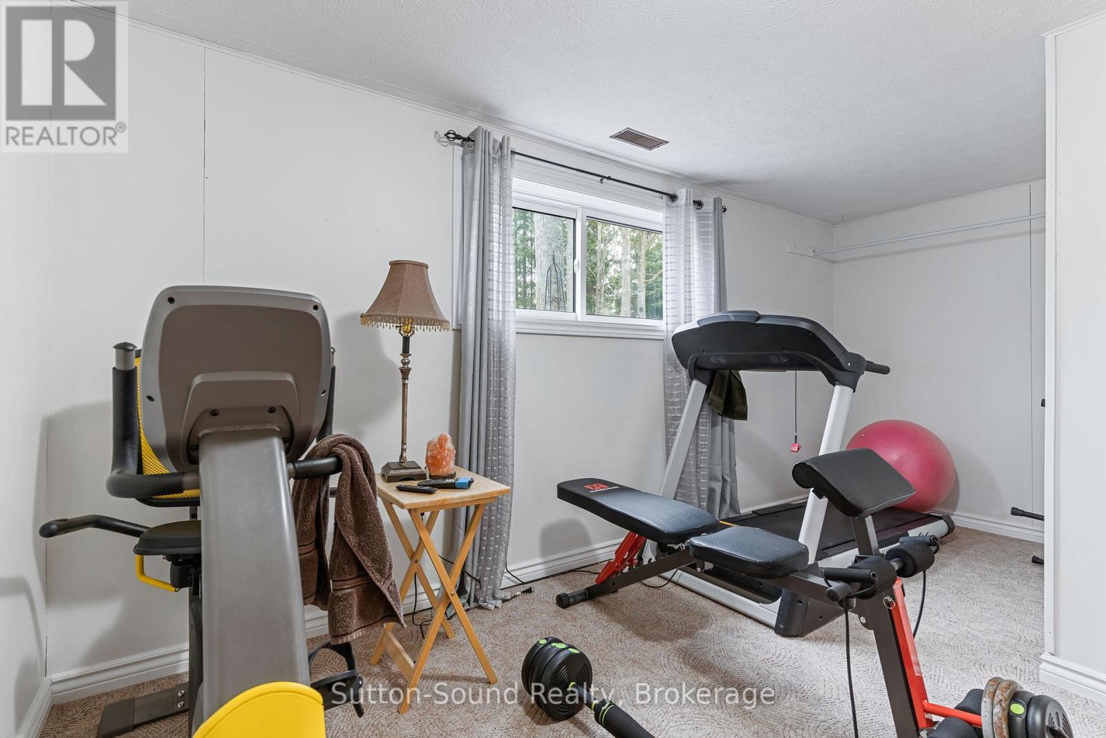 












403 SIMCOE AVENUE

,
South Bruce Peninsula,




Ontario
N0H2G0

