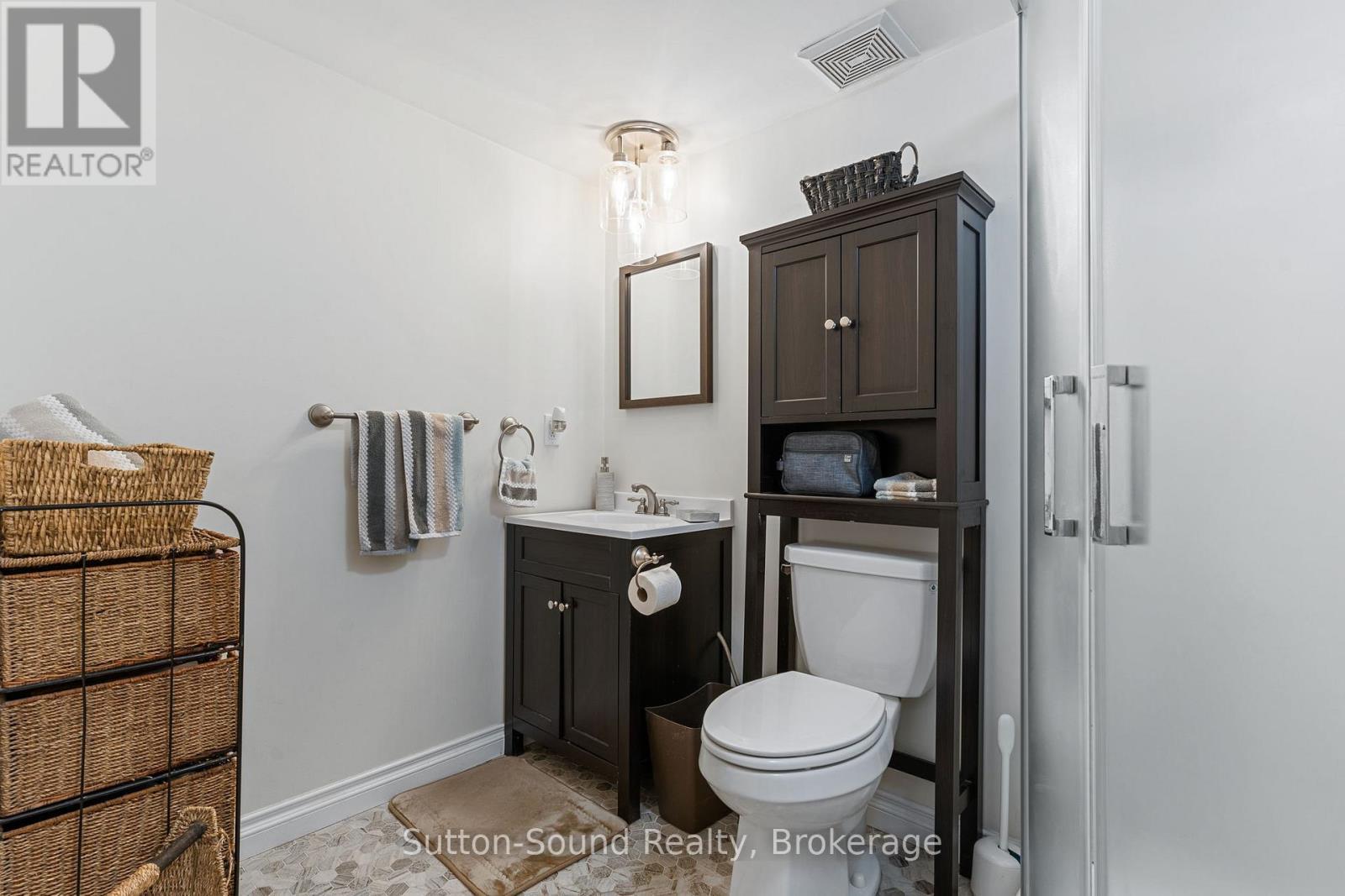 












403 SIMCOE AVENUE

,
South Bruce Peninsula,




Ontario
N0H2G0

