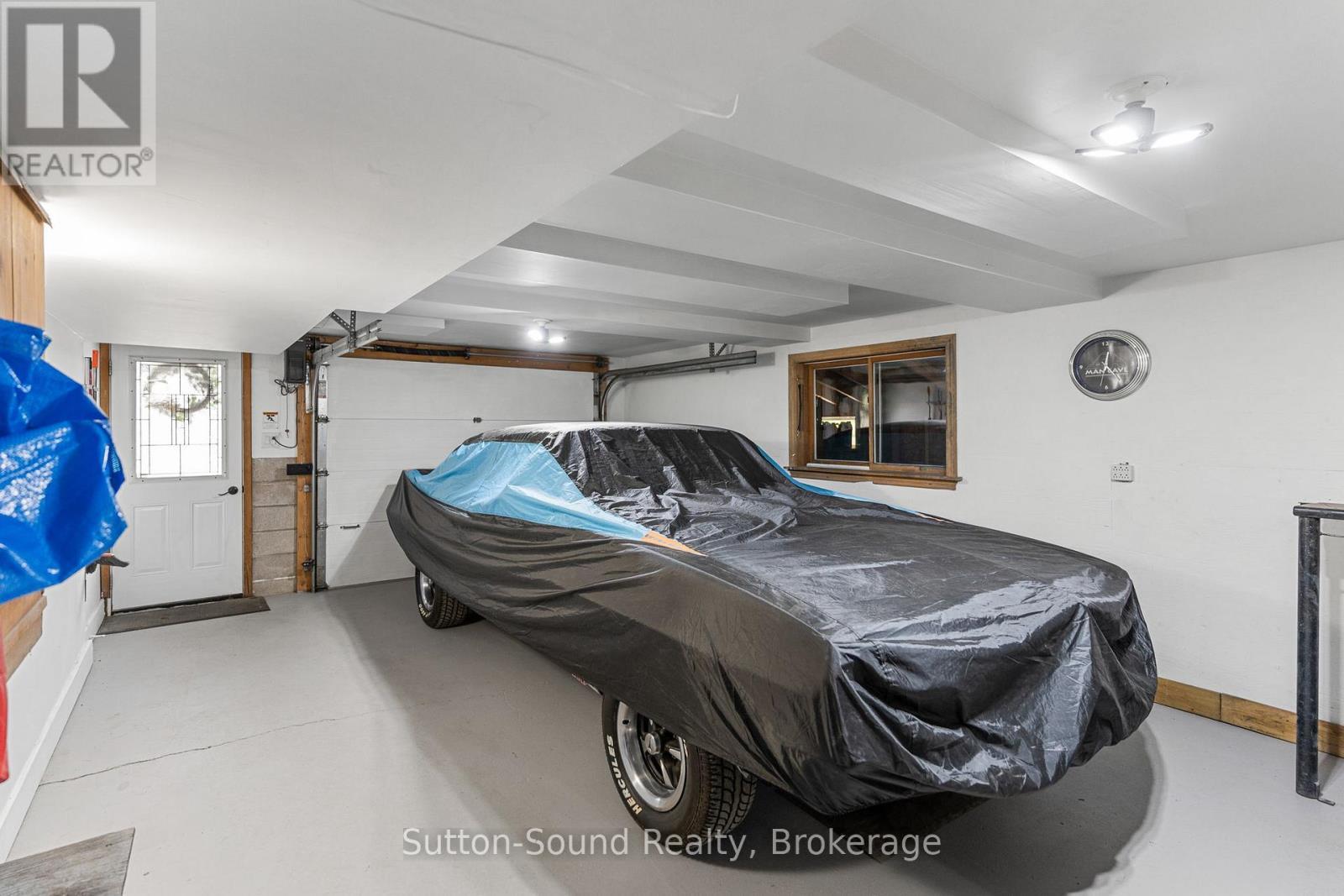 












403 SIMCOE AVENUE

,
South Bruce Peninsula,




Ontario
N0H2G0

