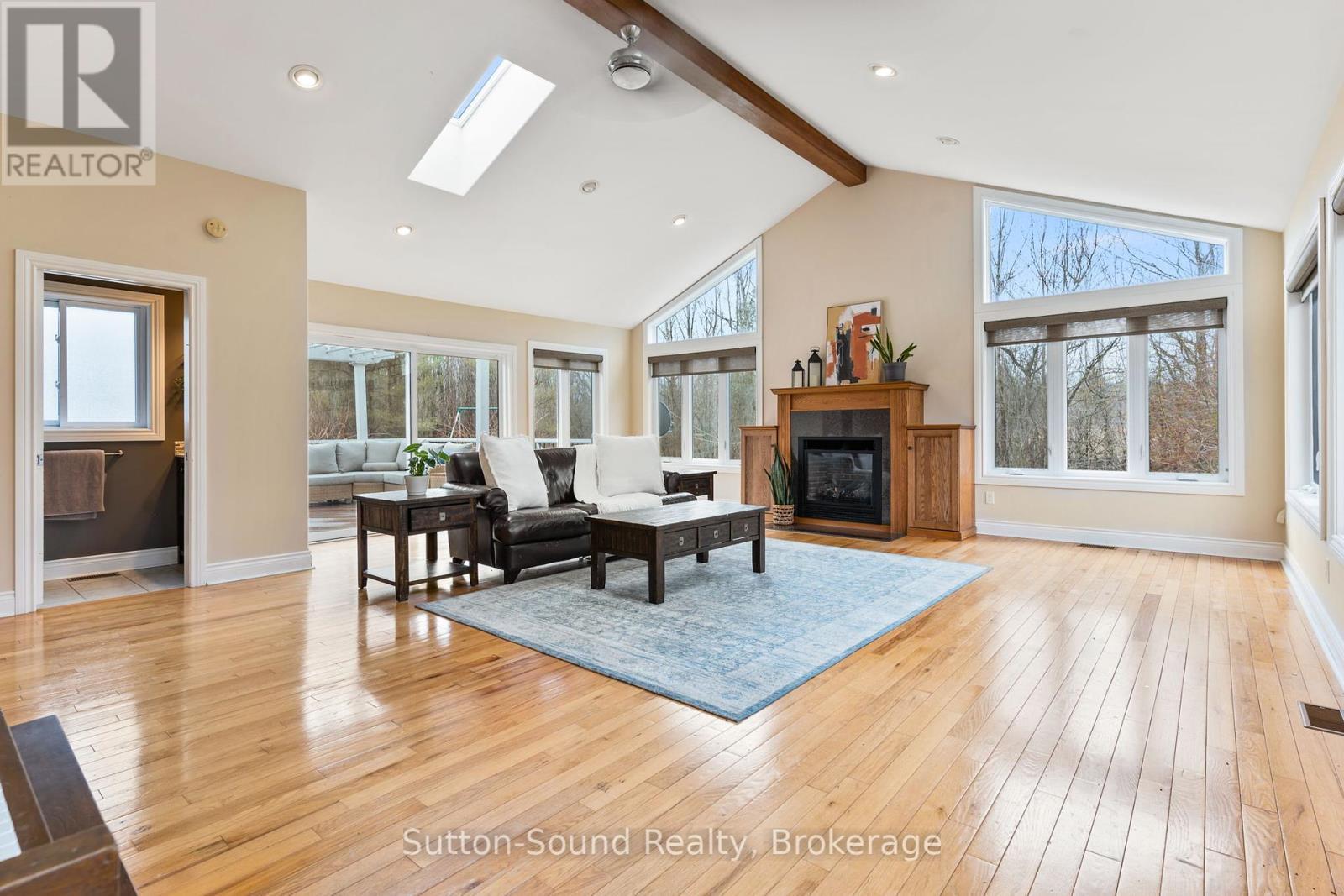 












133 PARK STREET

,
Georgian Bluffs,




Ontario
N4K6V5

