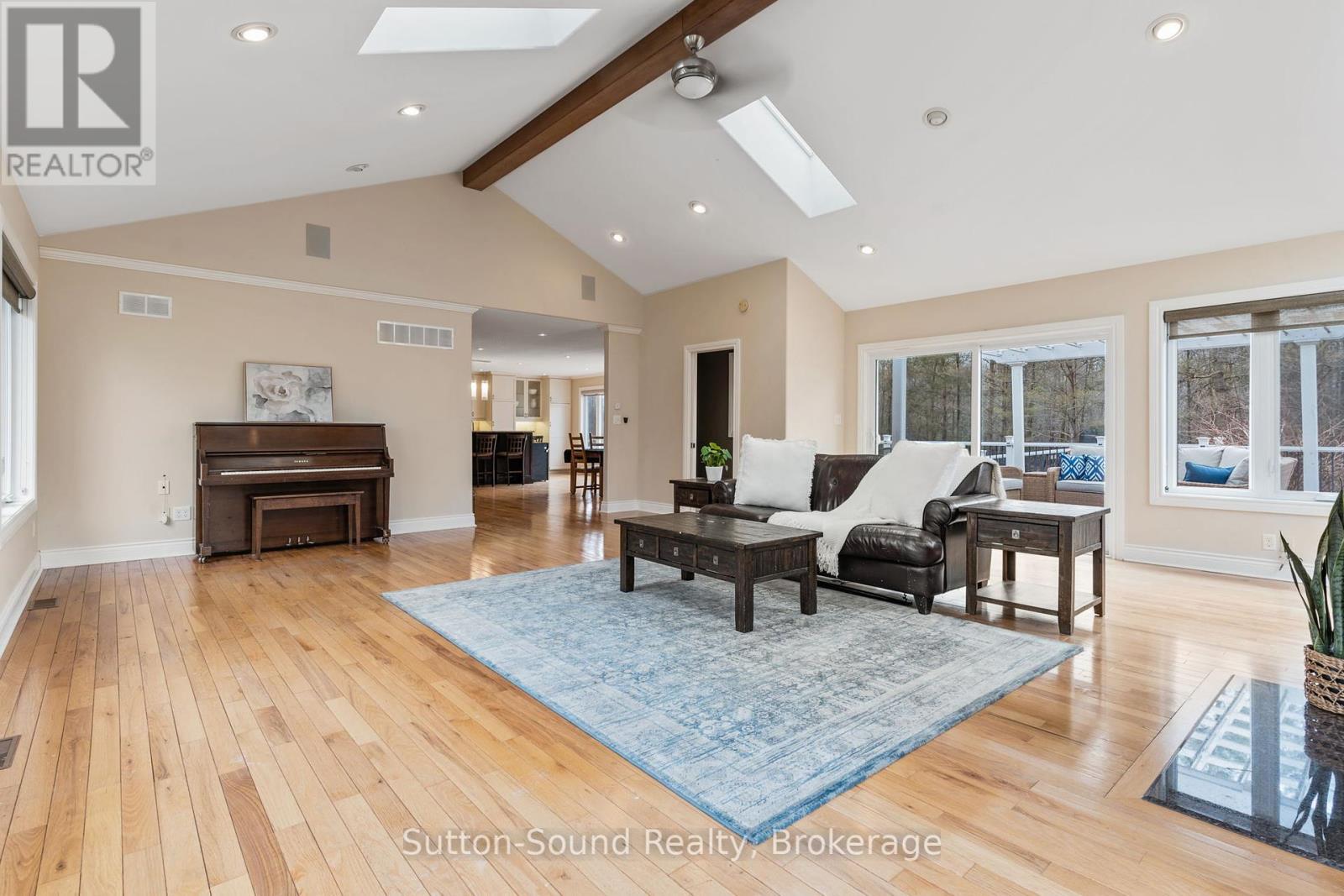 












133 PARK STREET

,
Georgian Bluffs,




Ontario
N4K6V5

