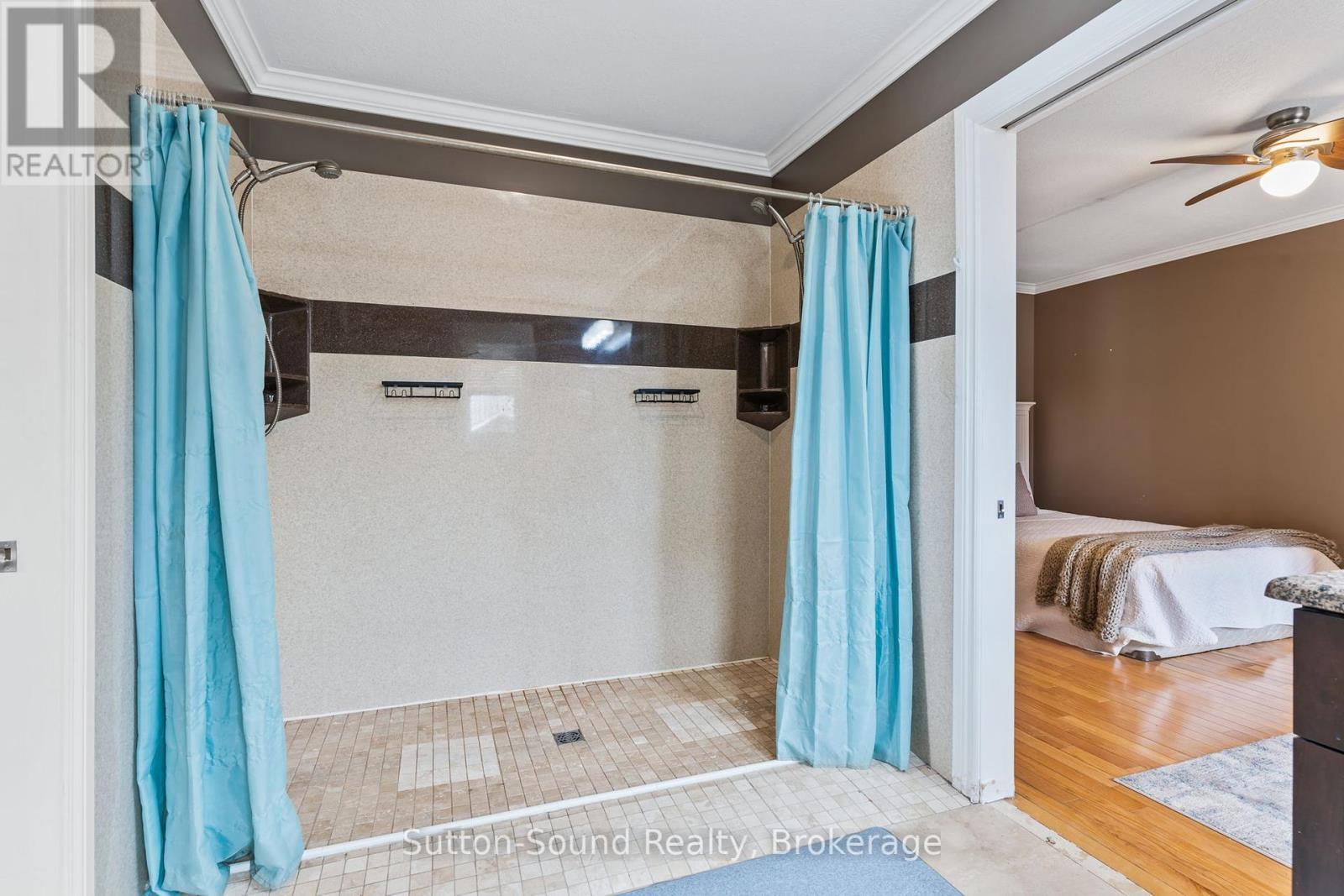 












133 PARK STREET

,
Georgian Bluffs,




Ontario
N4K6V5

