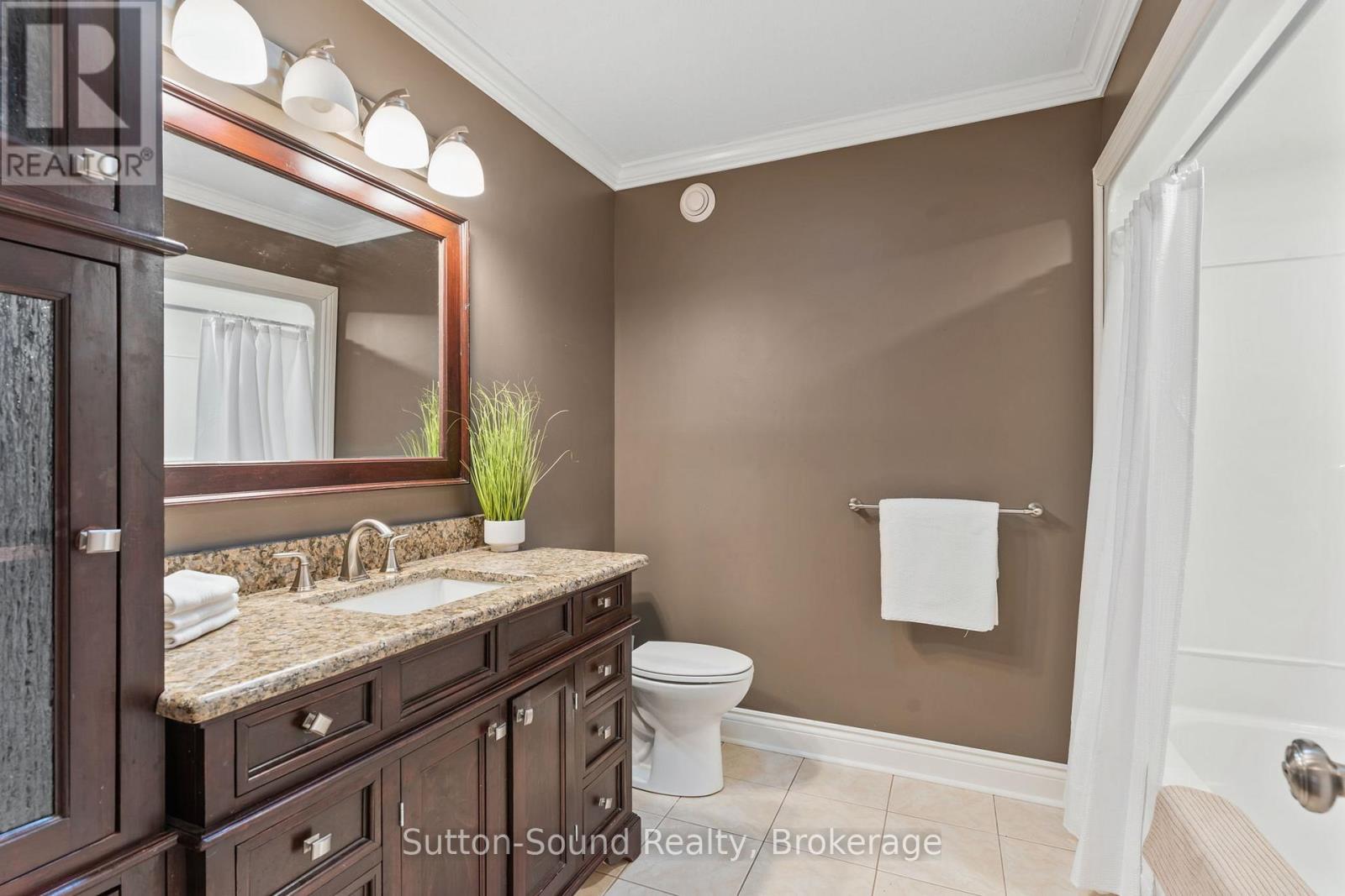 












133 PARK STREET

,
Georgian Bluffs,




Ontario
N4K6V5

